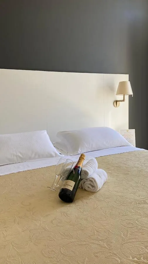 Albergo Belsoggiorno Sanremo 3*,  İtalya