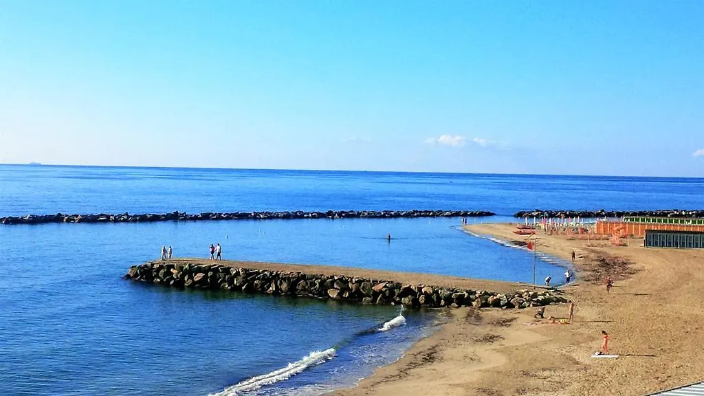 Albergo Belsoggiorno Sanremo 3*,  İtalya